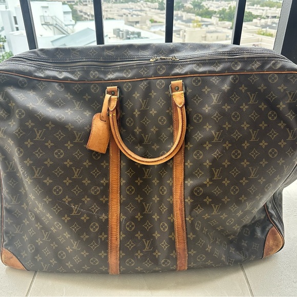 Louis Vuitton leather suitcase - Picture 2 of 13